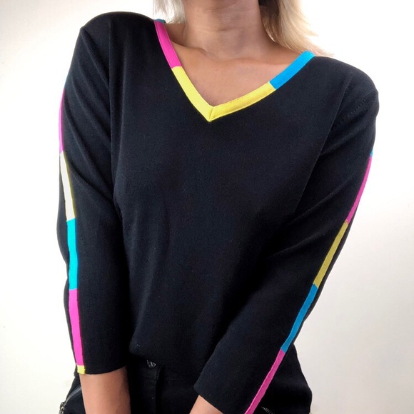 CMYK long sleeve v-neck - Picture 2 of 3